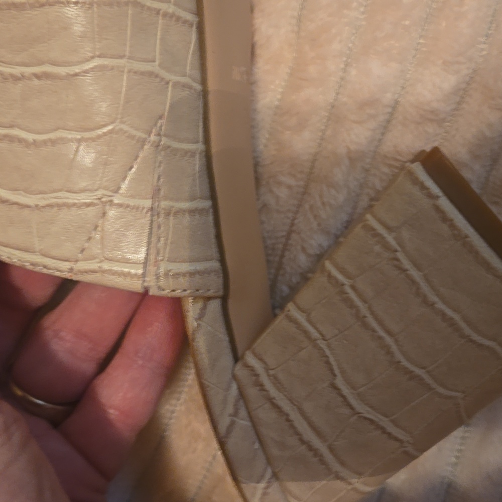 Nine West Beige Croc-Patterned Mules - Picture 11 of 13